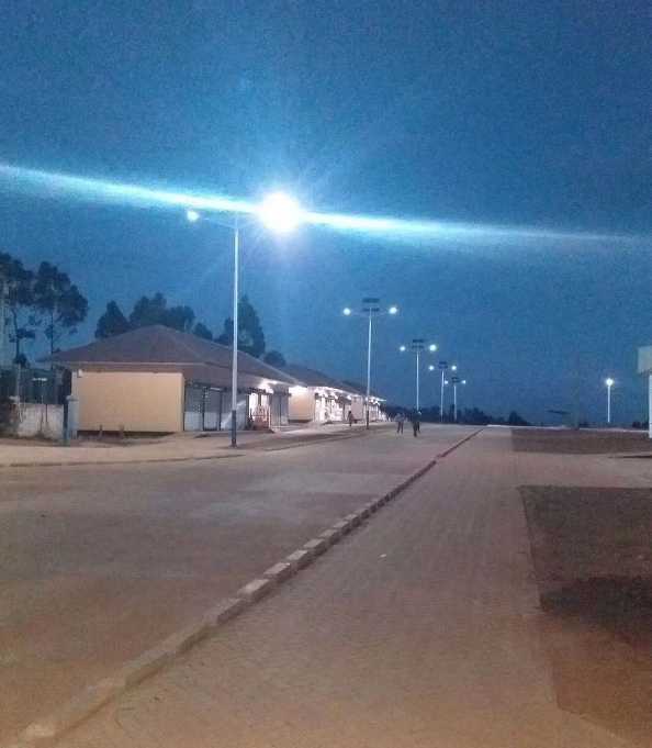 牡丹江市非洲科特迪瓦太阳能路灯工程